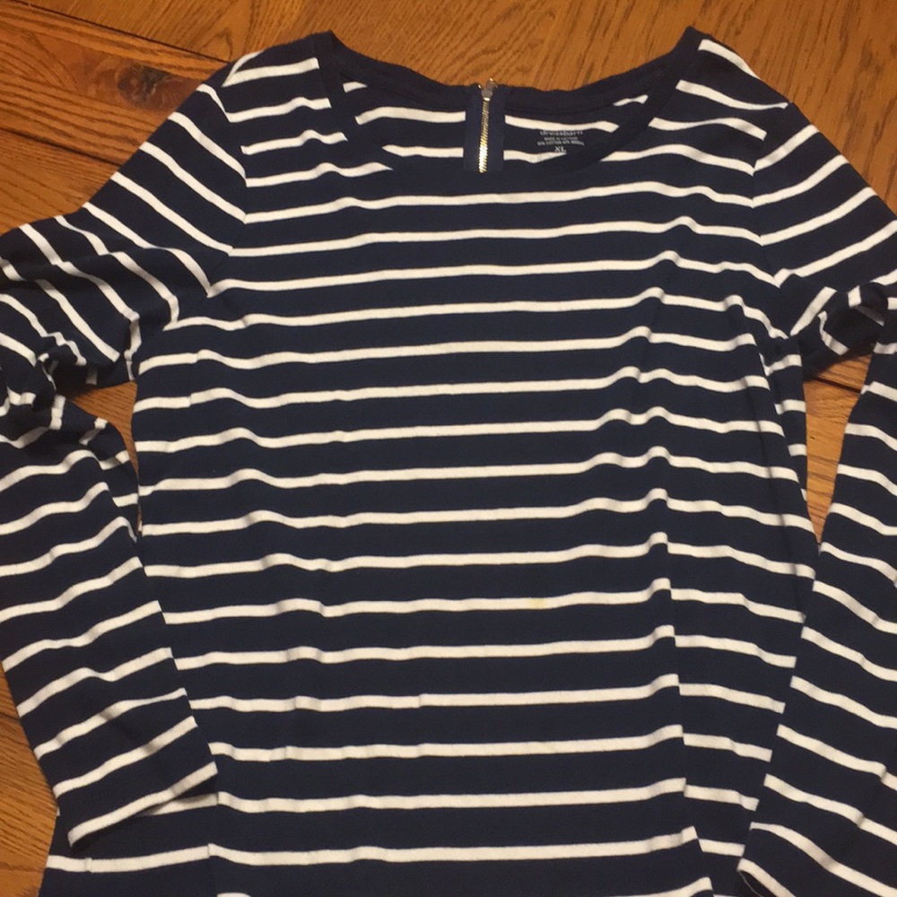 Dress barn Top